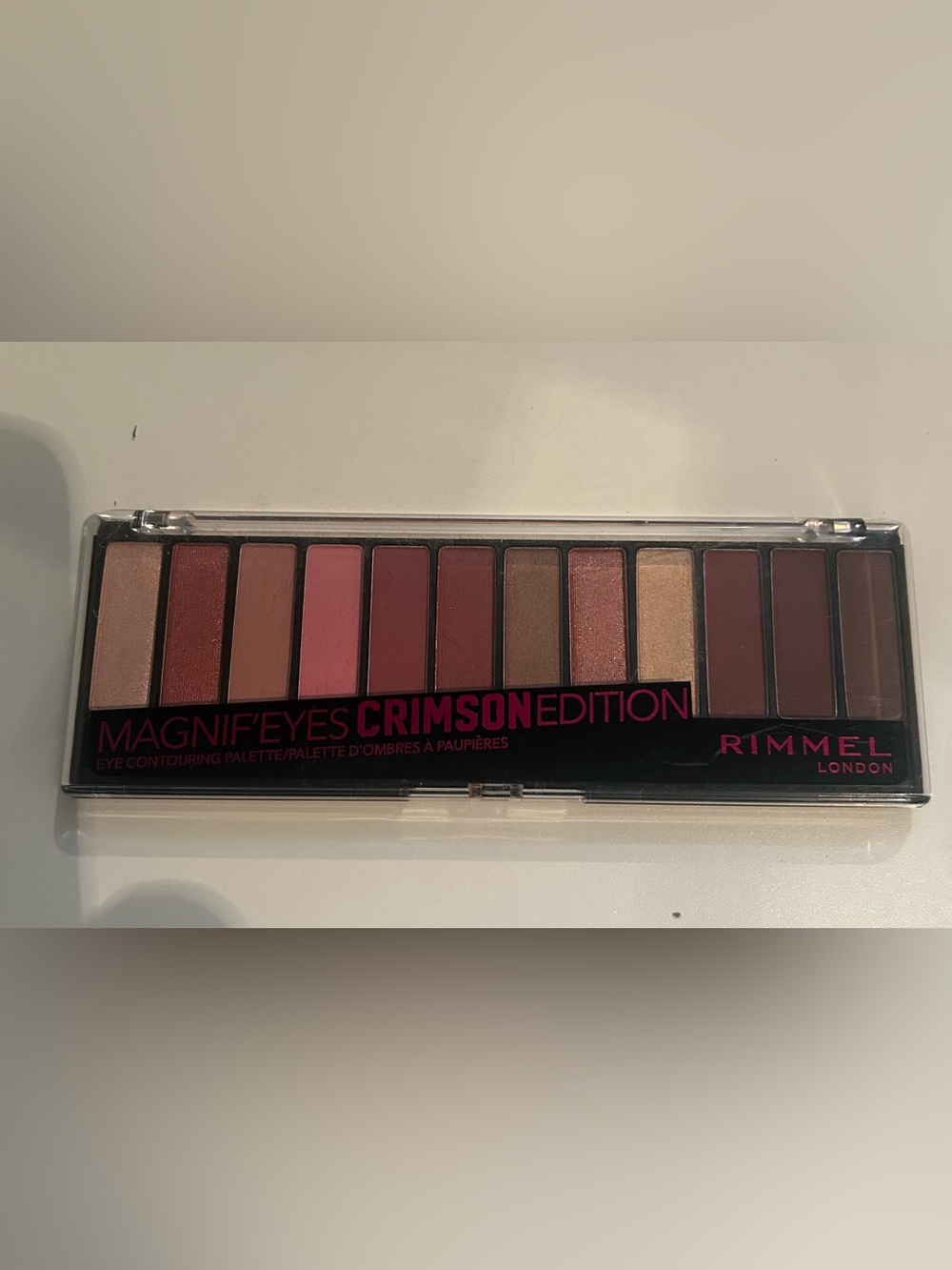 Rimmel London Magnif’Eyes Eyeshadow Palette - 007 Crimson Edition (NEW )